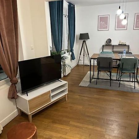 Amiens : Appartement Centre Ville Екстер'єр фото