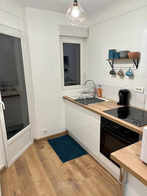 Amiens : Appartement Centre Ville Екстер'єр фото